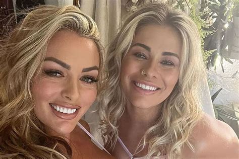 mandyrose nude|Mandysacs (Mandy Rose wwe) shower